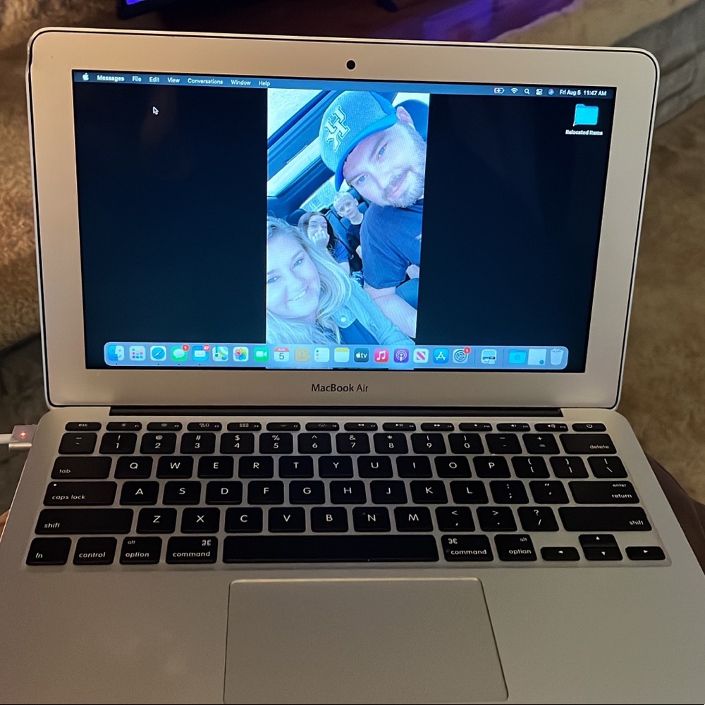 MacBook Air apple